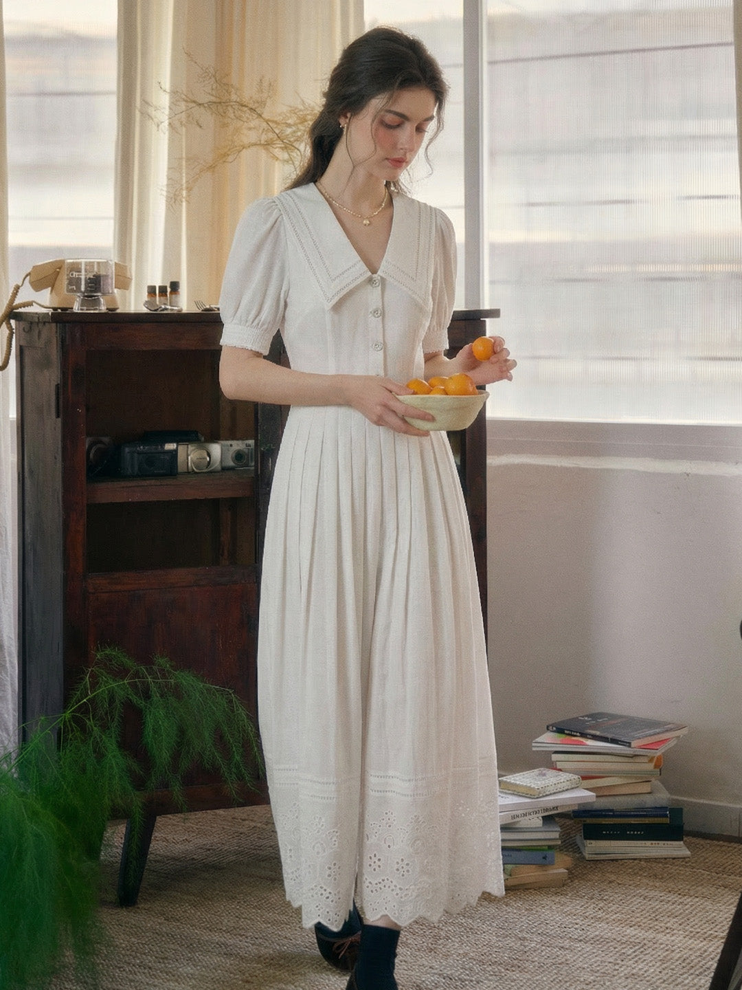 Rebecca Retro V-Nek Dress