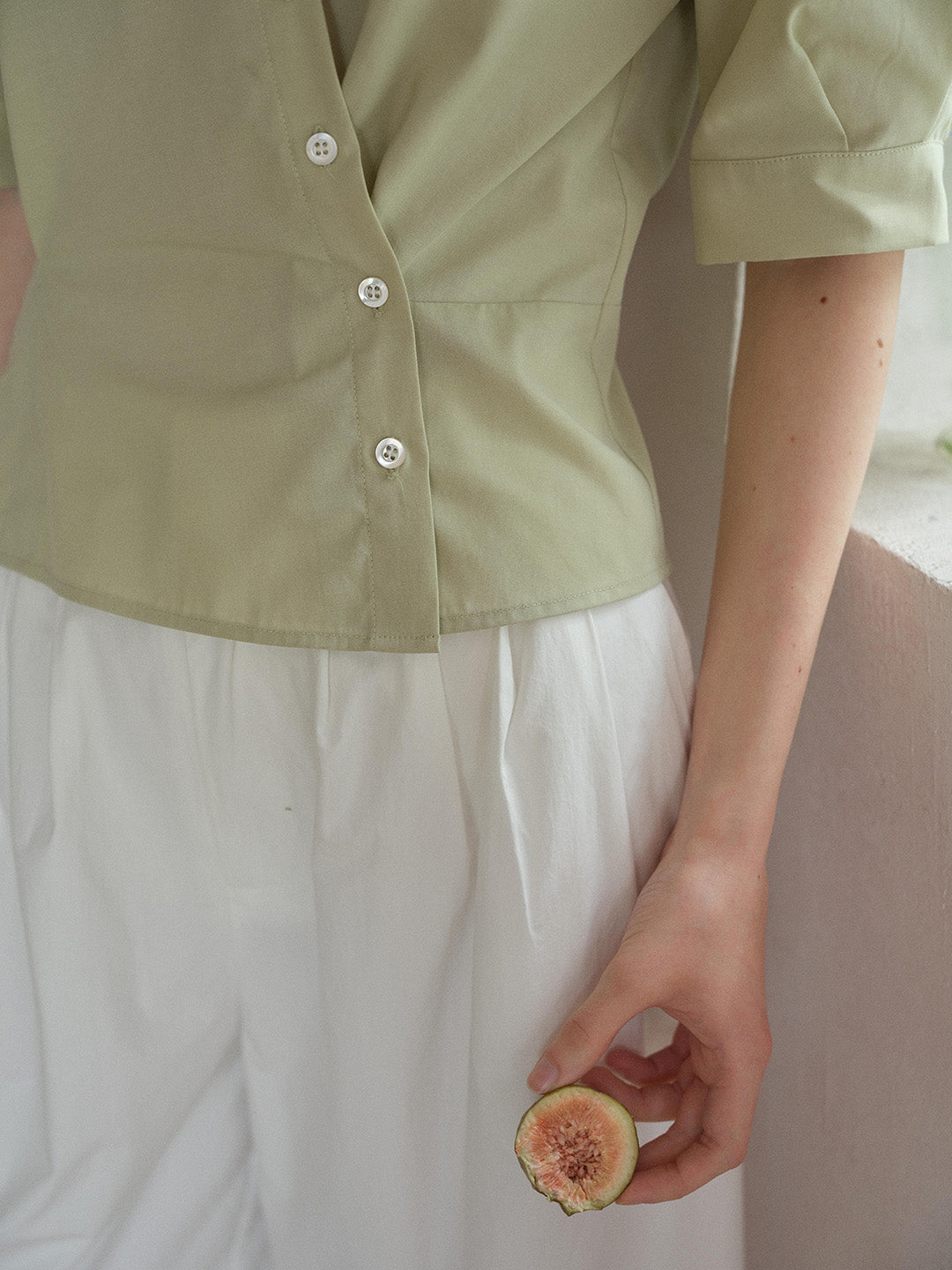 Leslie V-Neck Lyocell Cotton Shirt