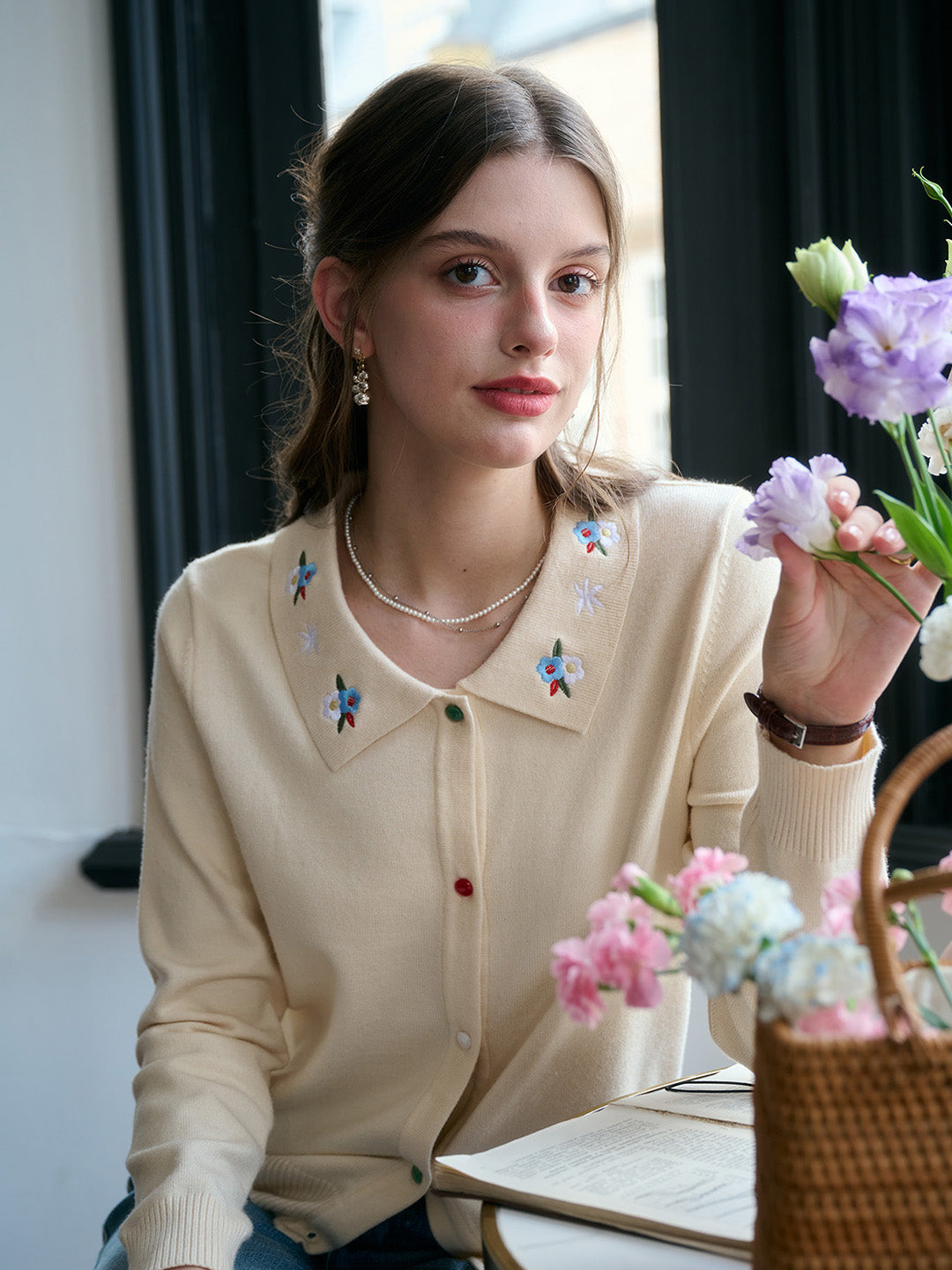 【Final Sale】Rave Embroidered Color-Blocked Notch Collar Cardigan