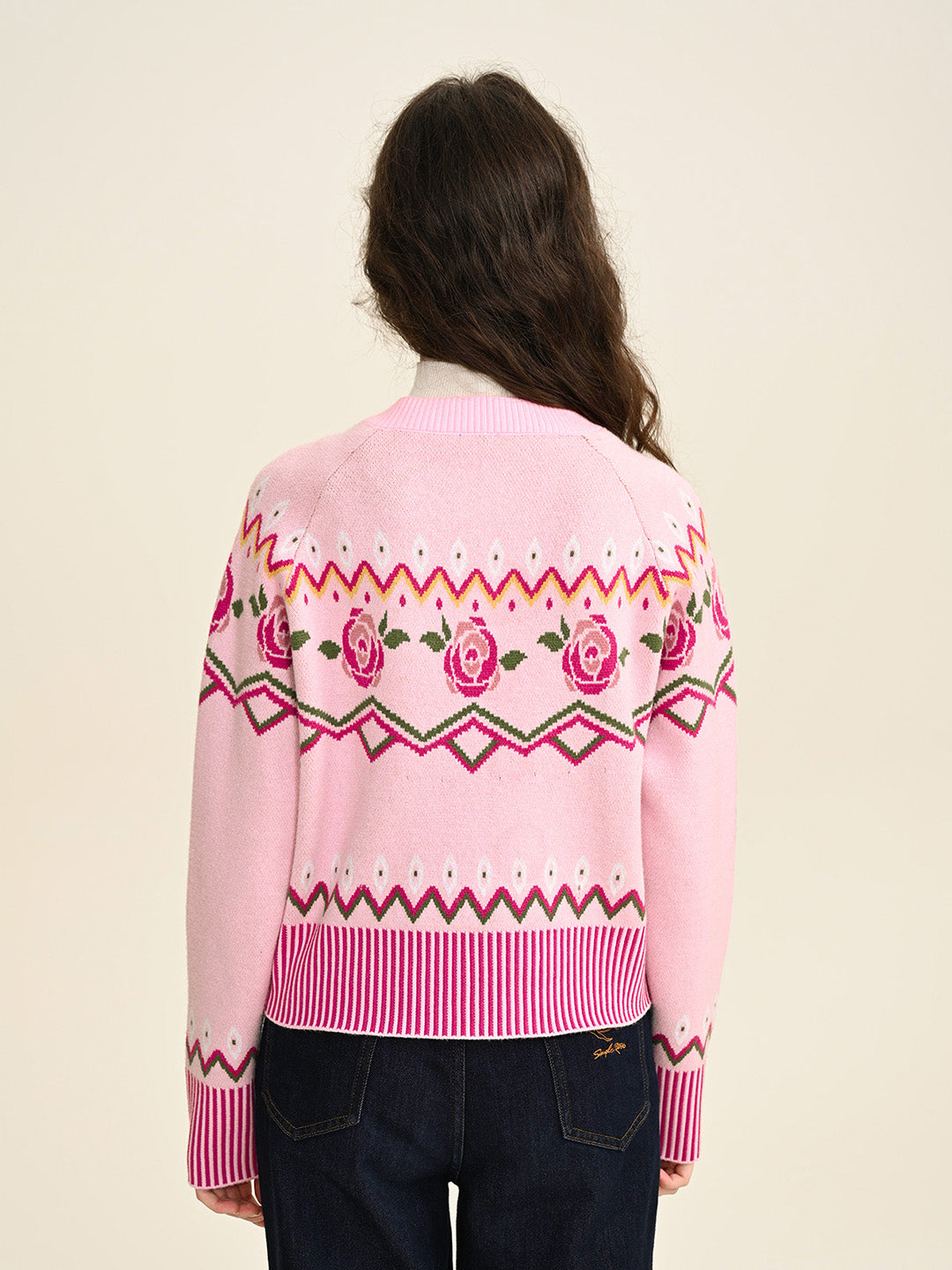 【Final Sale】Violette Round Collar Clashing Embroidery Rose Cardigan