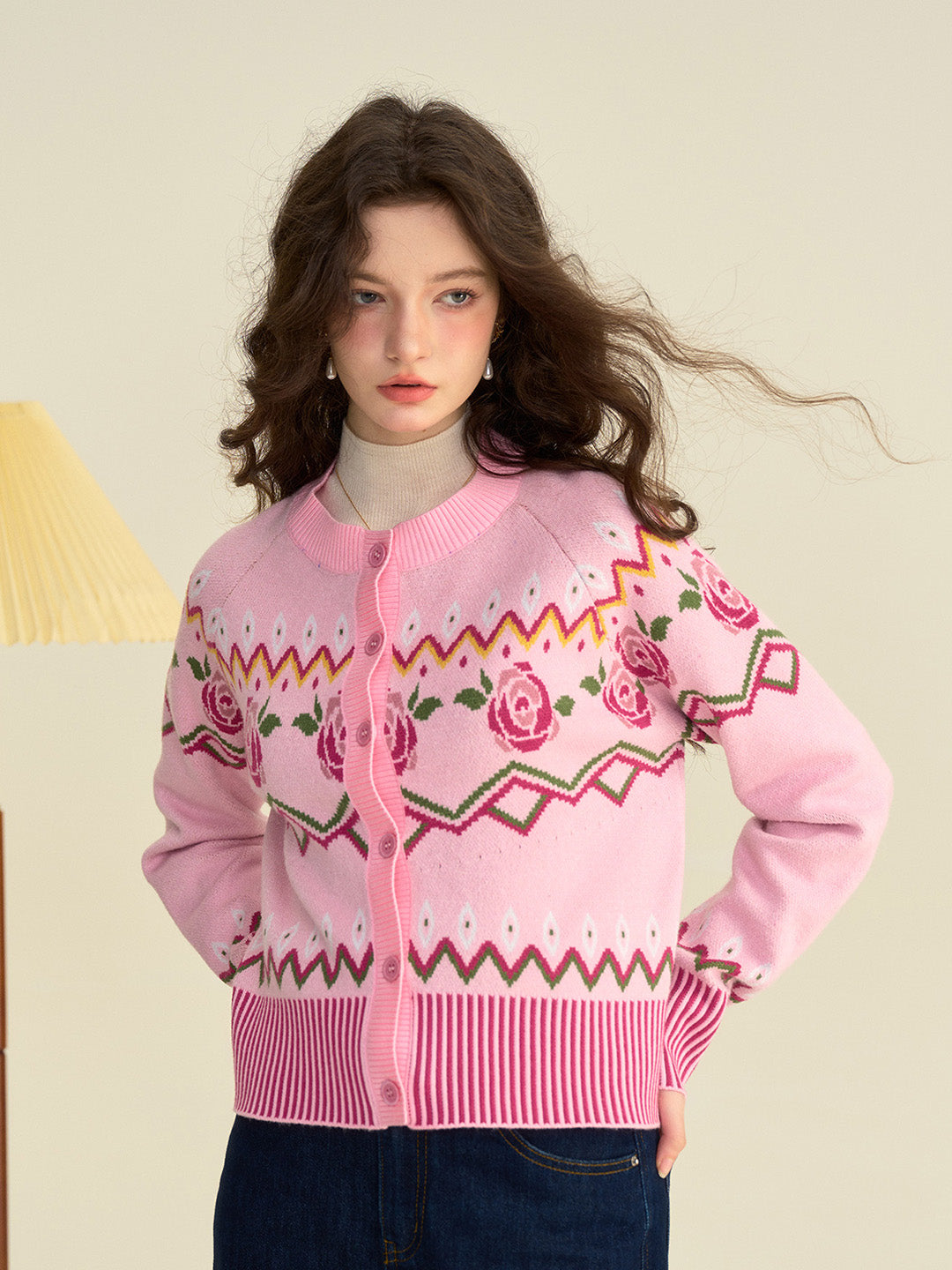 【Final Sale】Violette Round Collar Clashing Embroidery Rose Cardigan