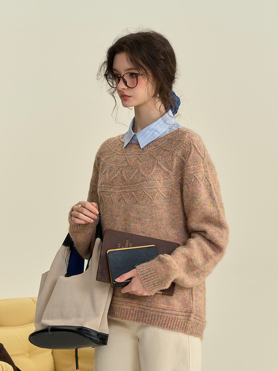 Arely Classic Round Neck Knitted Wool Sweater - Pink