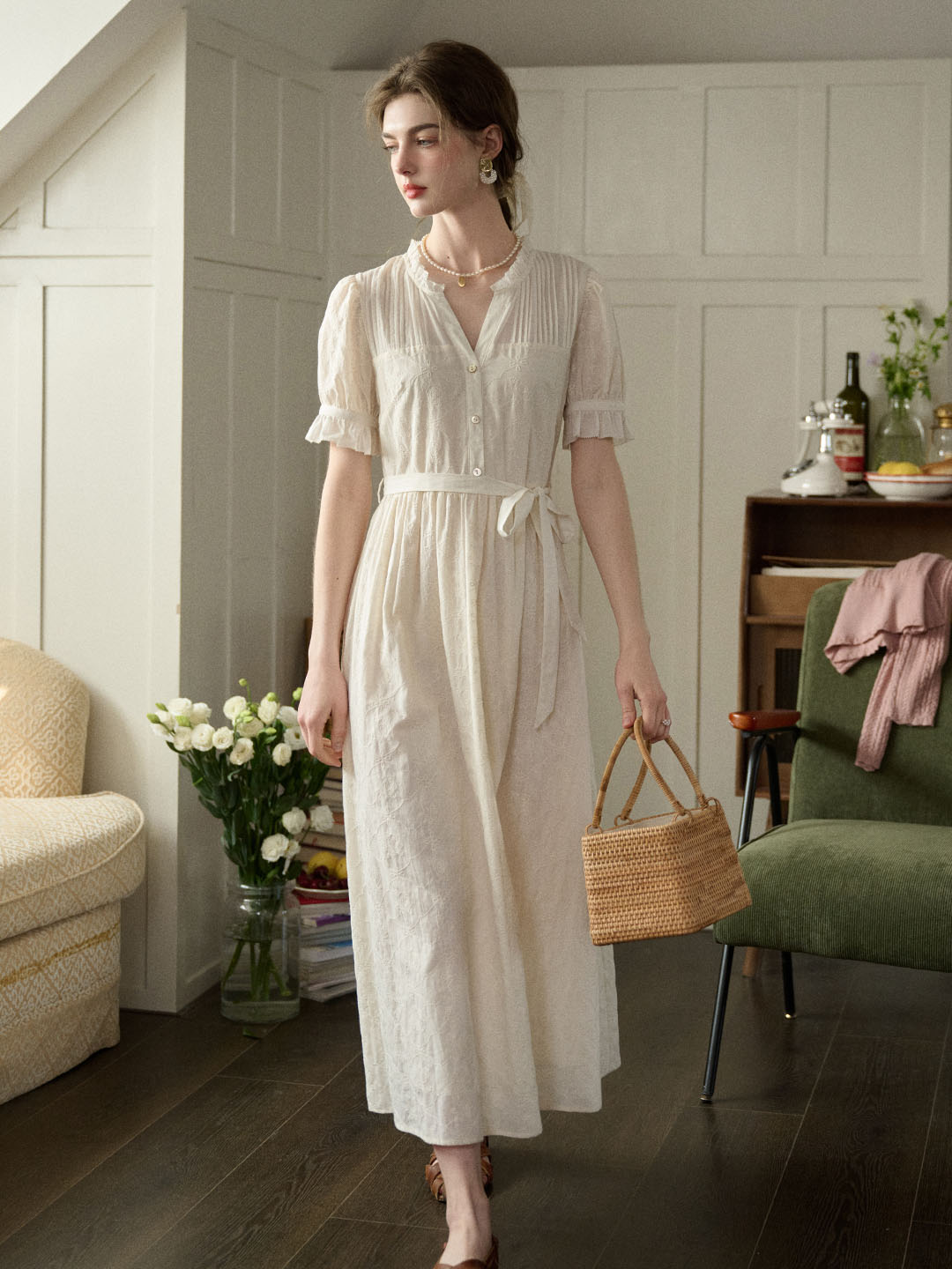 【Final Sale】Aitana Rose Embroidered V-neck Puff Sleeve Lace Cotton Dress