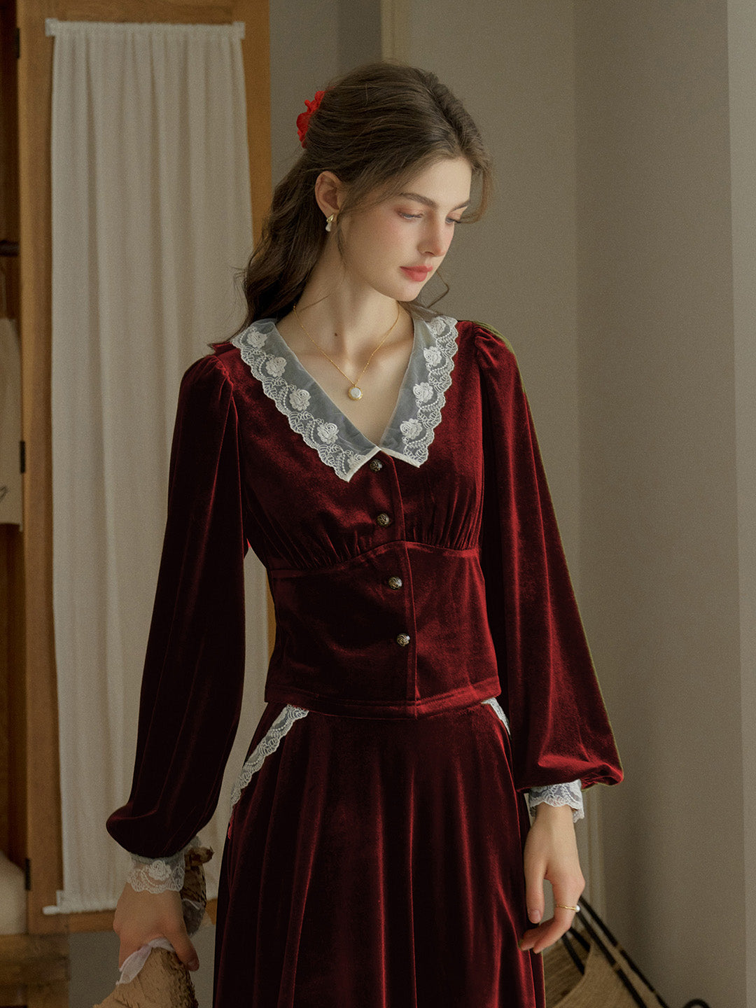 【Final Sale】Megan V-neck Contrast Lace Lapel Cuffs Splicing Velvet Blouse - Red