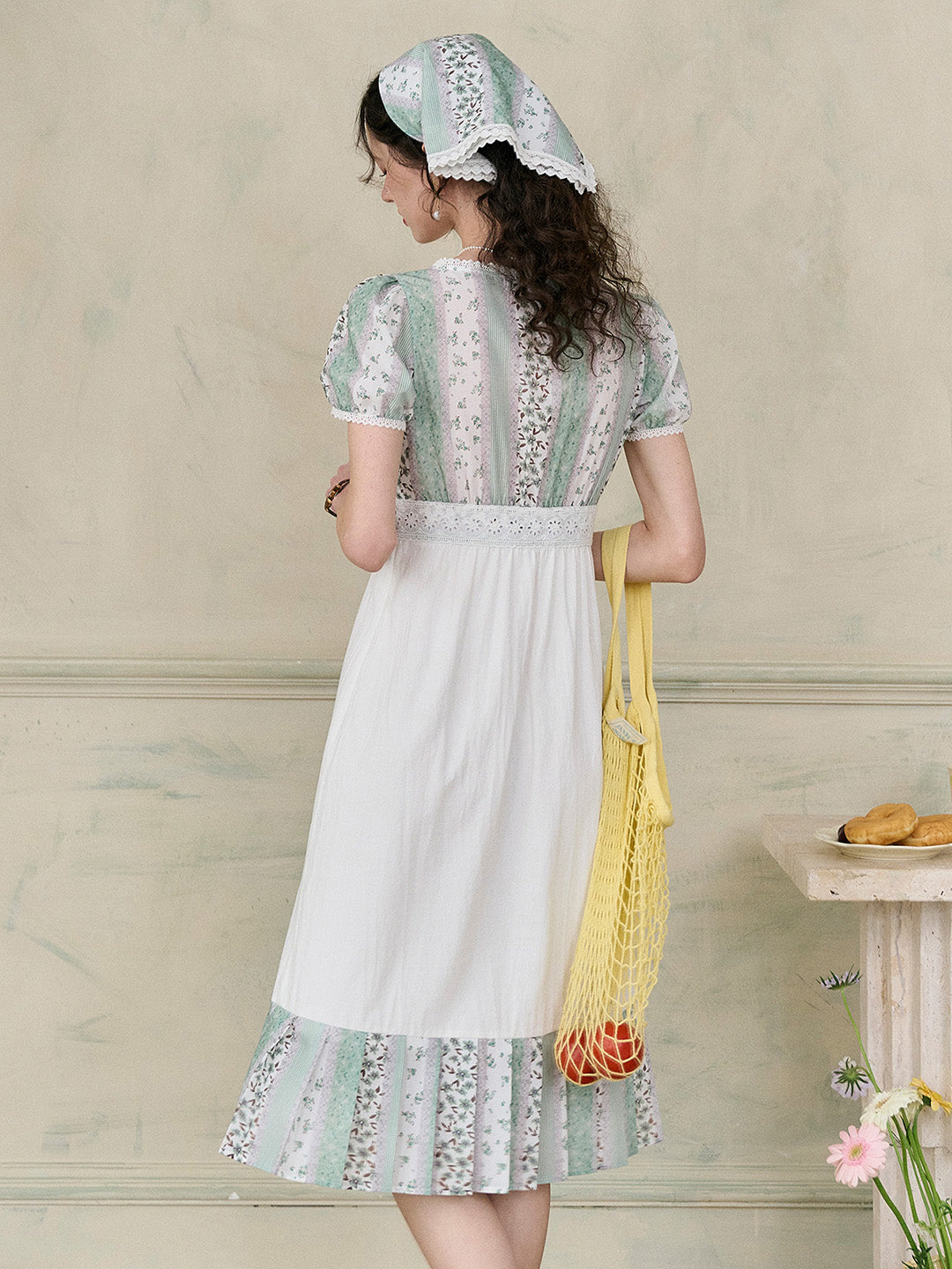 【Final Sale】Bria Square Collar Contrasting Trimmed Floral Pleated Dress