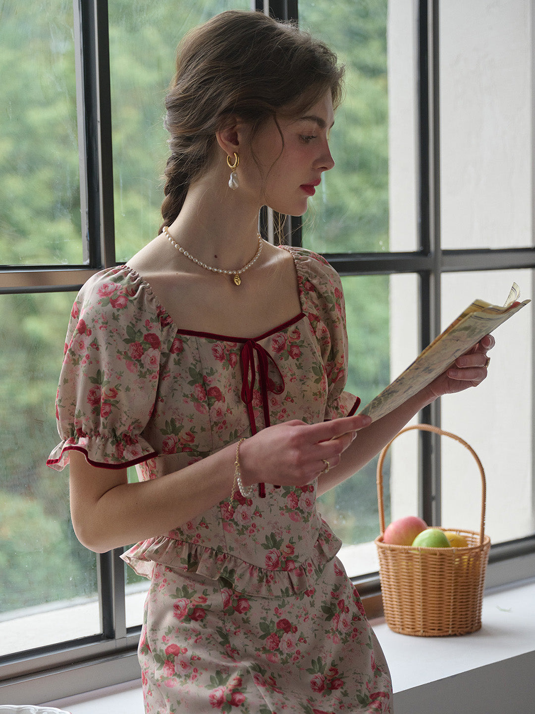 【Final Sale】Zariyah Square Neck Floral Blouse