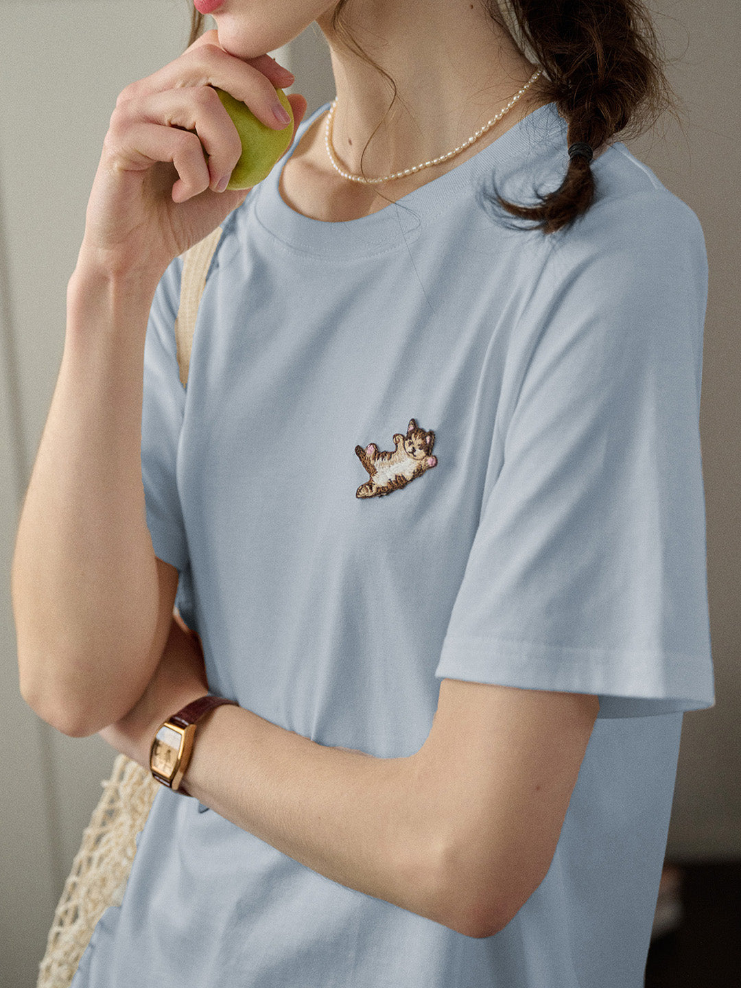 【Final Sale】Kitty Round Neck Embroidered T-shirt
