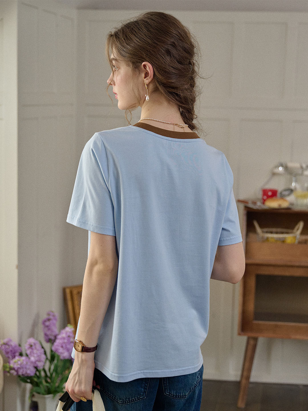 (Add-on Item) Annalise Contrasting Color Crew Neck SR Exclusive Design Embroidered Logo Cotton T-shirt