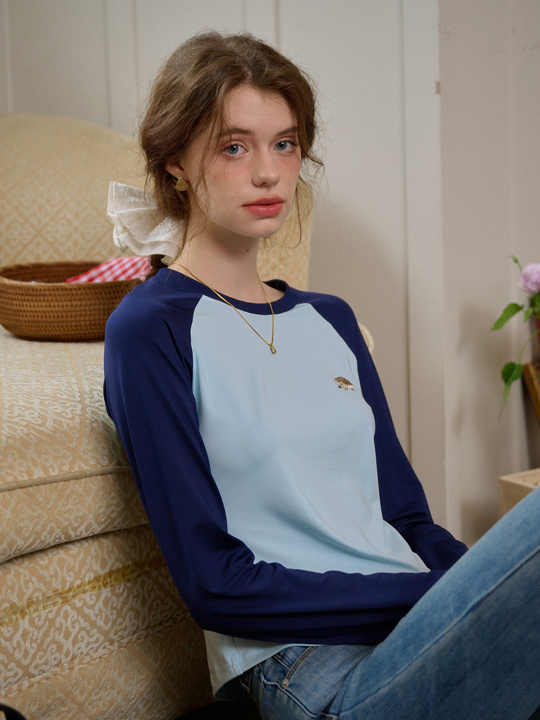 【Final Sale】Abby Round Neck Embroidery Top