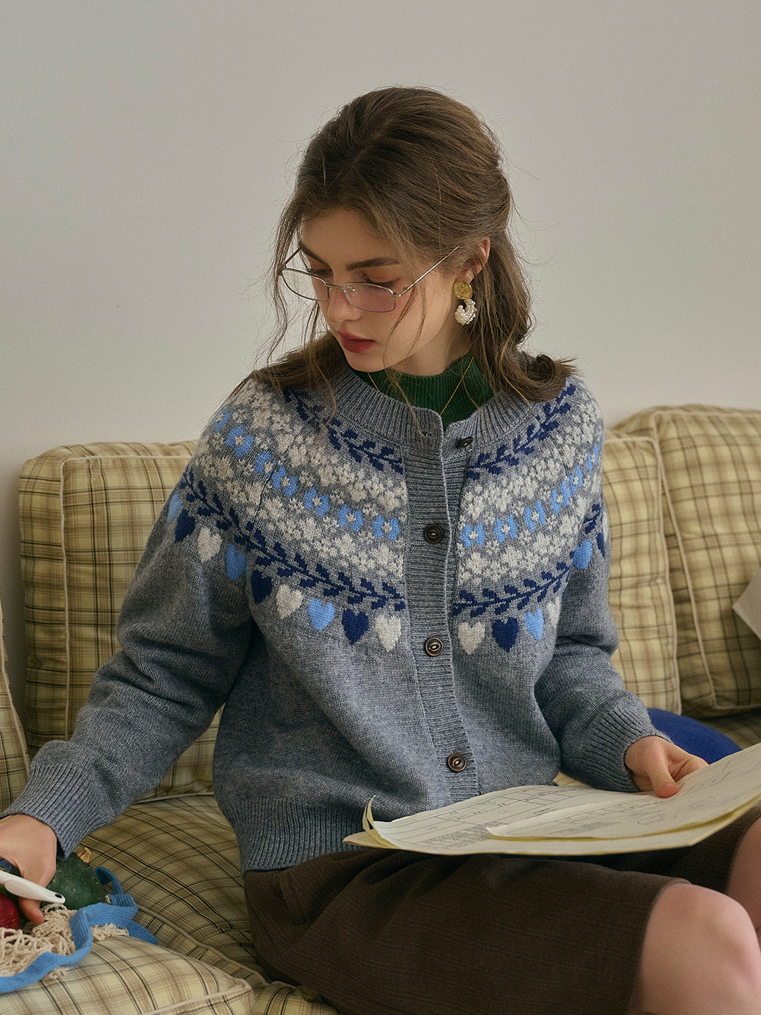 Jessie Classic Crew Collar SR Exclusive Design Fair Isle Cardigan-Apricot