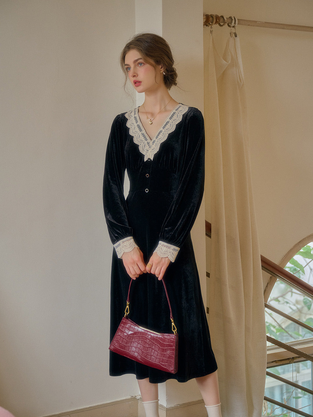 Kristen Elegant V-Neck Contrasting Lace Velvet Dress