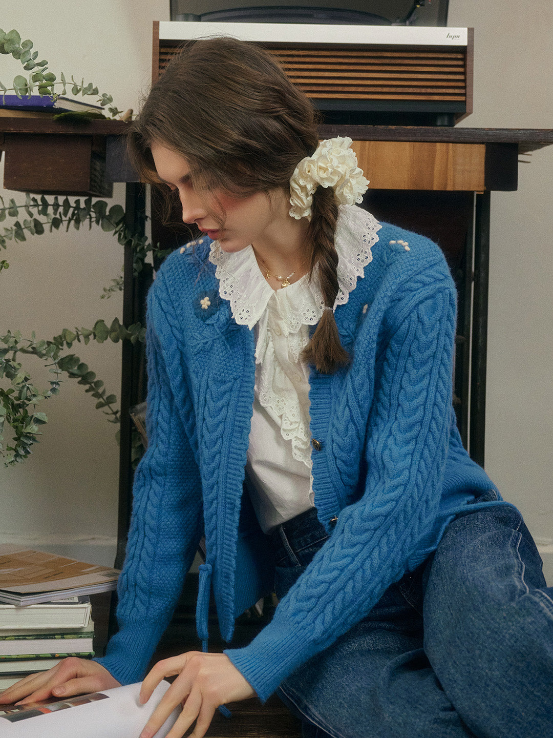 Vesper Wavy Neck Ribbed Wool Cardigan - Blue