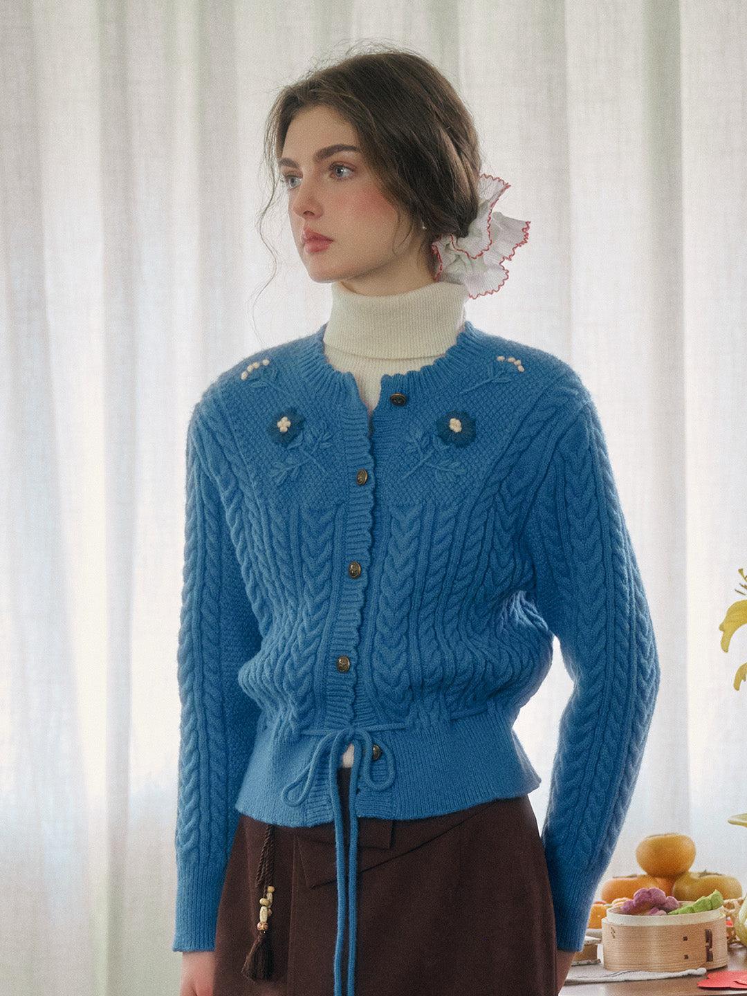 Vesper Wavy Neck Ribbed Wool Cardigan - Blue