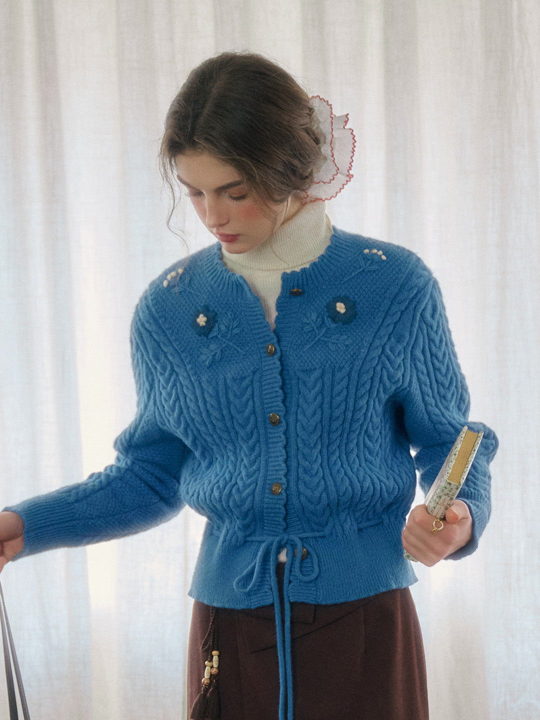 Vesper Wavy Neck Ribbed Wool Cardigan - Blue