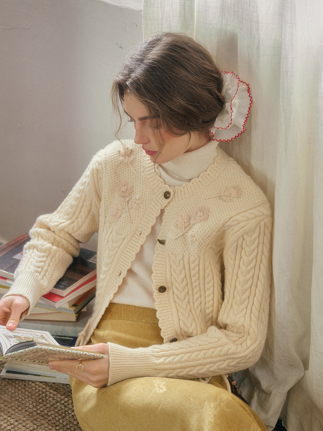 Vesper Wavy Neck Ribbed Wool Cardigan - Blue