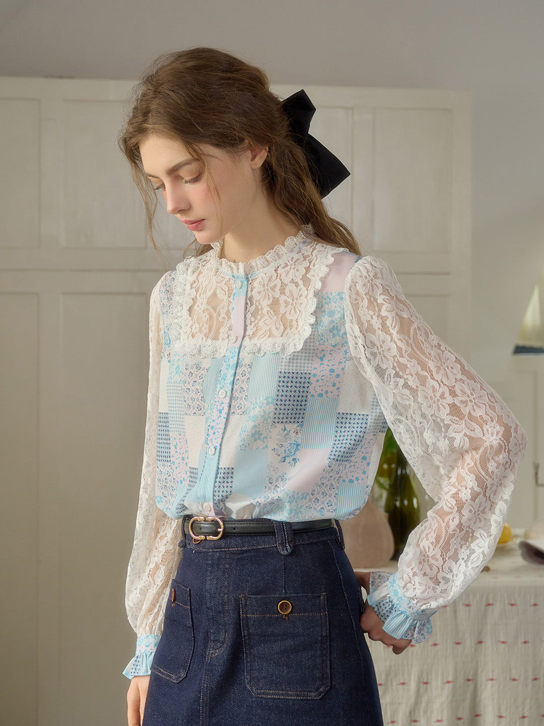 【Final Sale】Vivienne Lace Collar Patchwork Blouse - Yellow