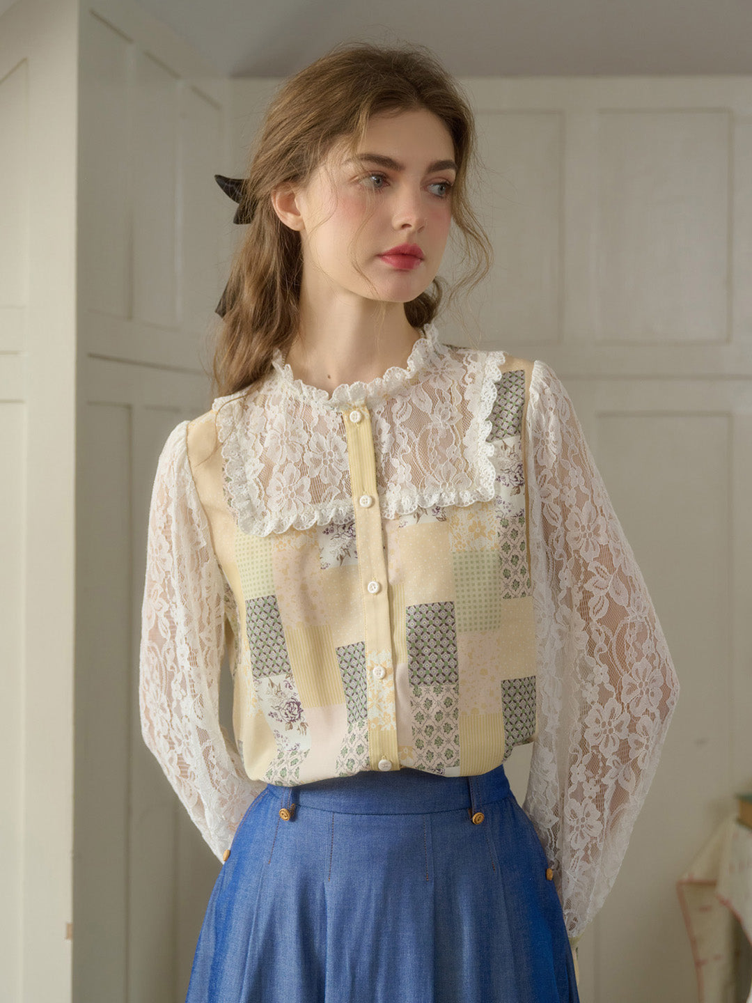 【Final Sale】Vivienne Lace Collar Patchwork Blouse - Yellow