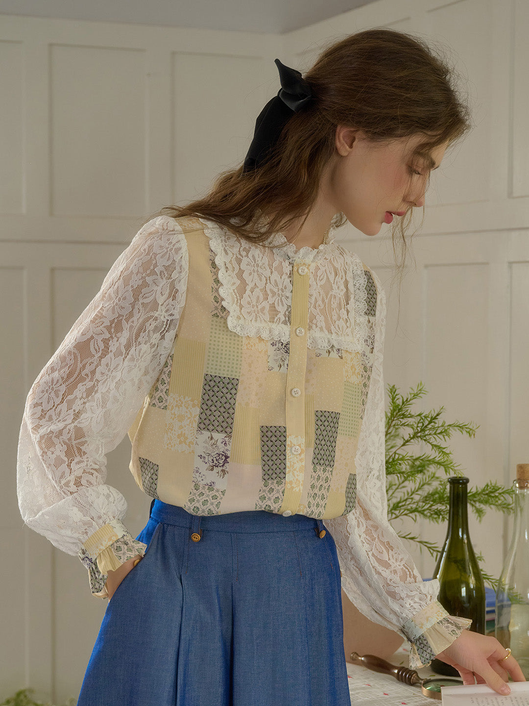 【Final Sale】Vivienne Lace Collar Patchwork Blouse - Yellow