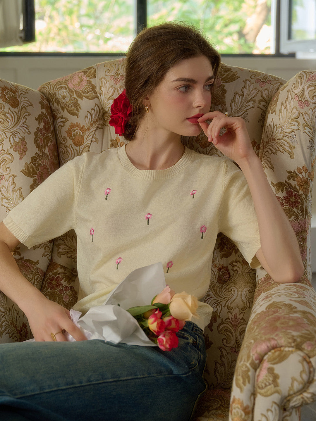 【Final Sale】Lillie Round Neck Embroidery Knit Top