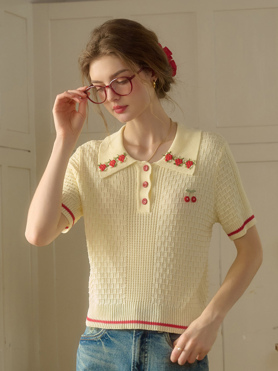 【Final Sale】Ariana Round Neck Embroidery Top