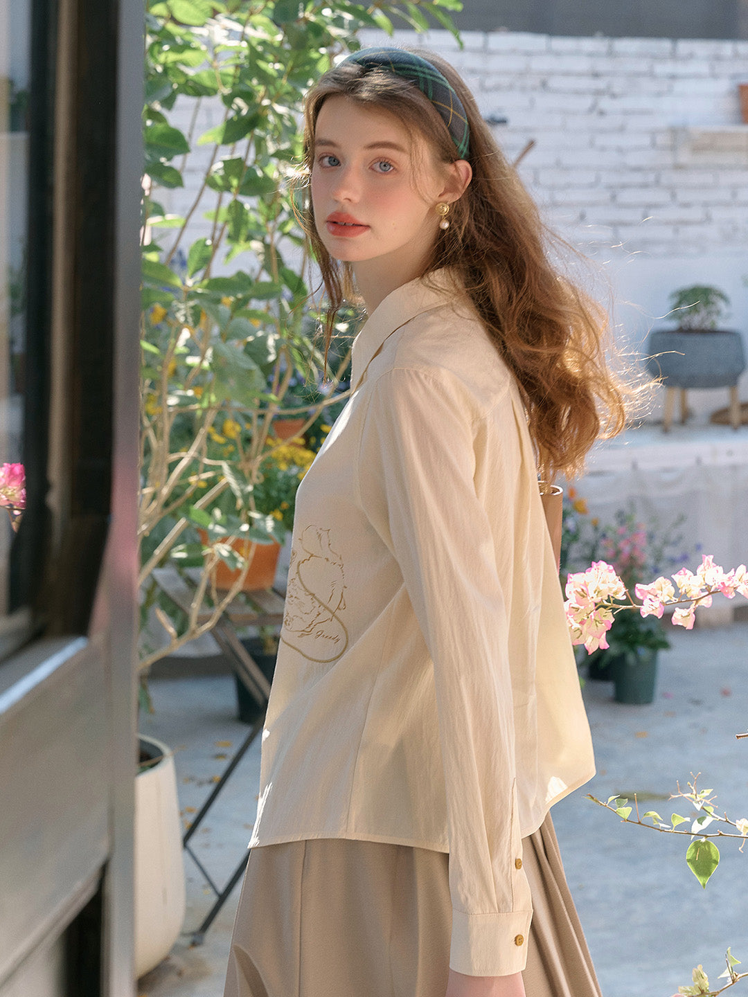 【Final Sale】Keira Lapel Embroidery Shirt - Yellow