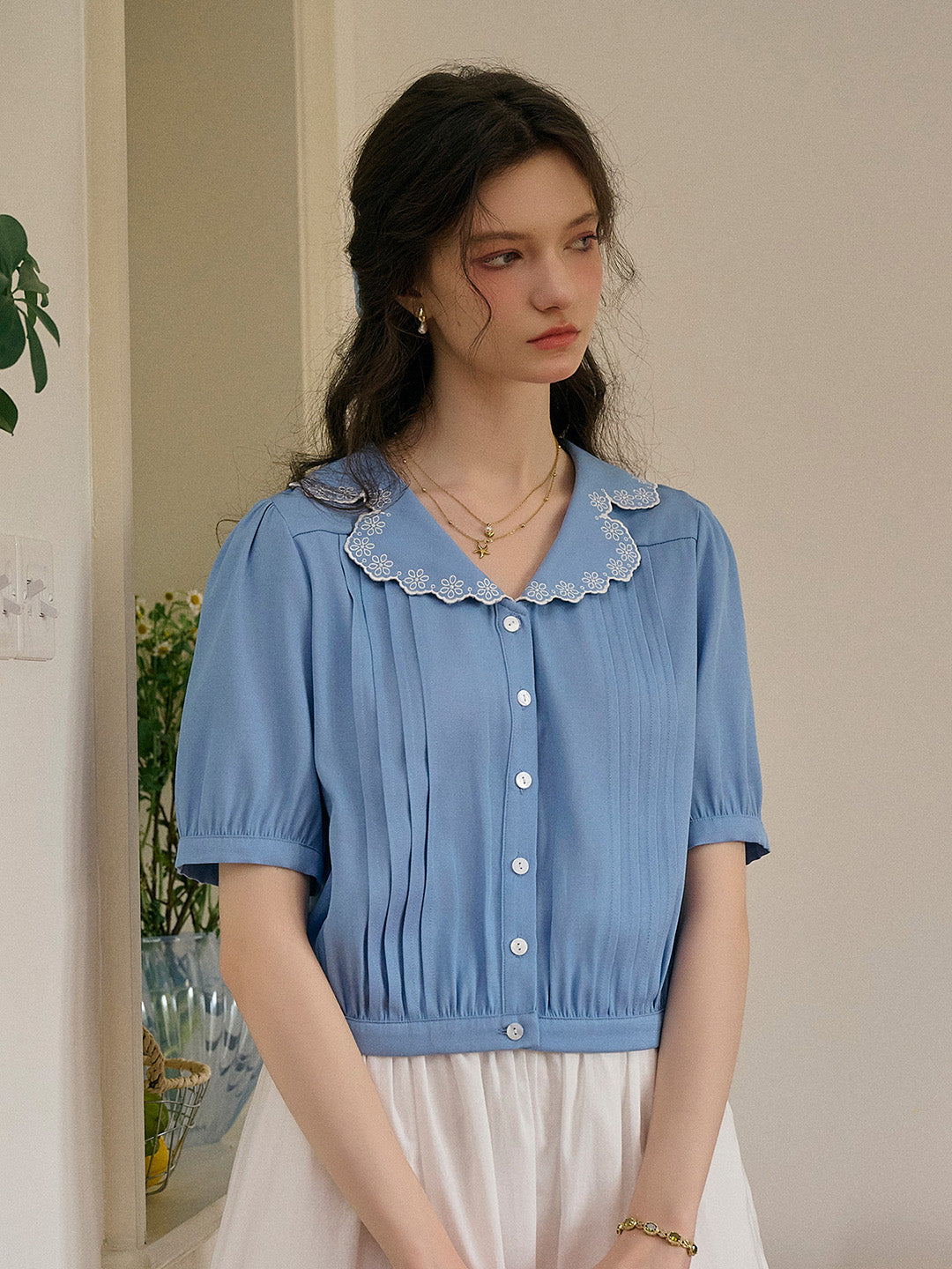 Miriam V-Neck Lace Tuck Pleats Blouse