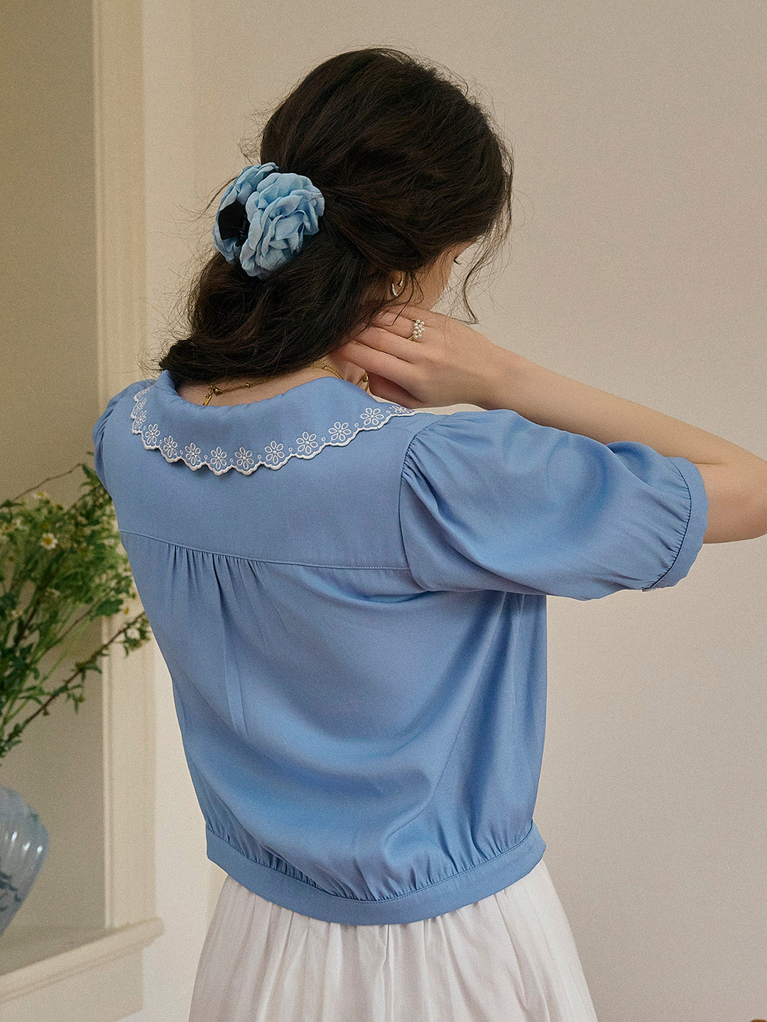 Miriam V-Neck Lace Tuck Pleats Blouse