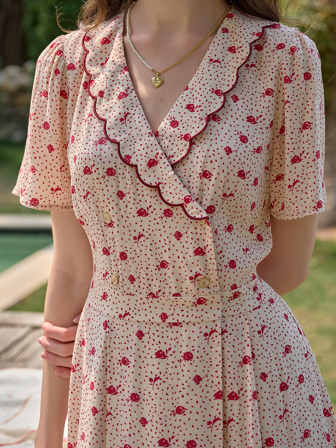 【Final Sale】Thea Ruffle V-Neck Floral Dot Dress