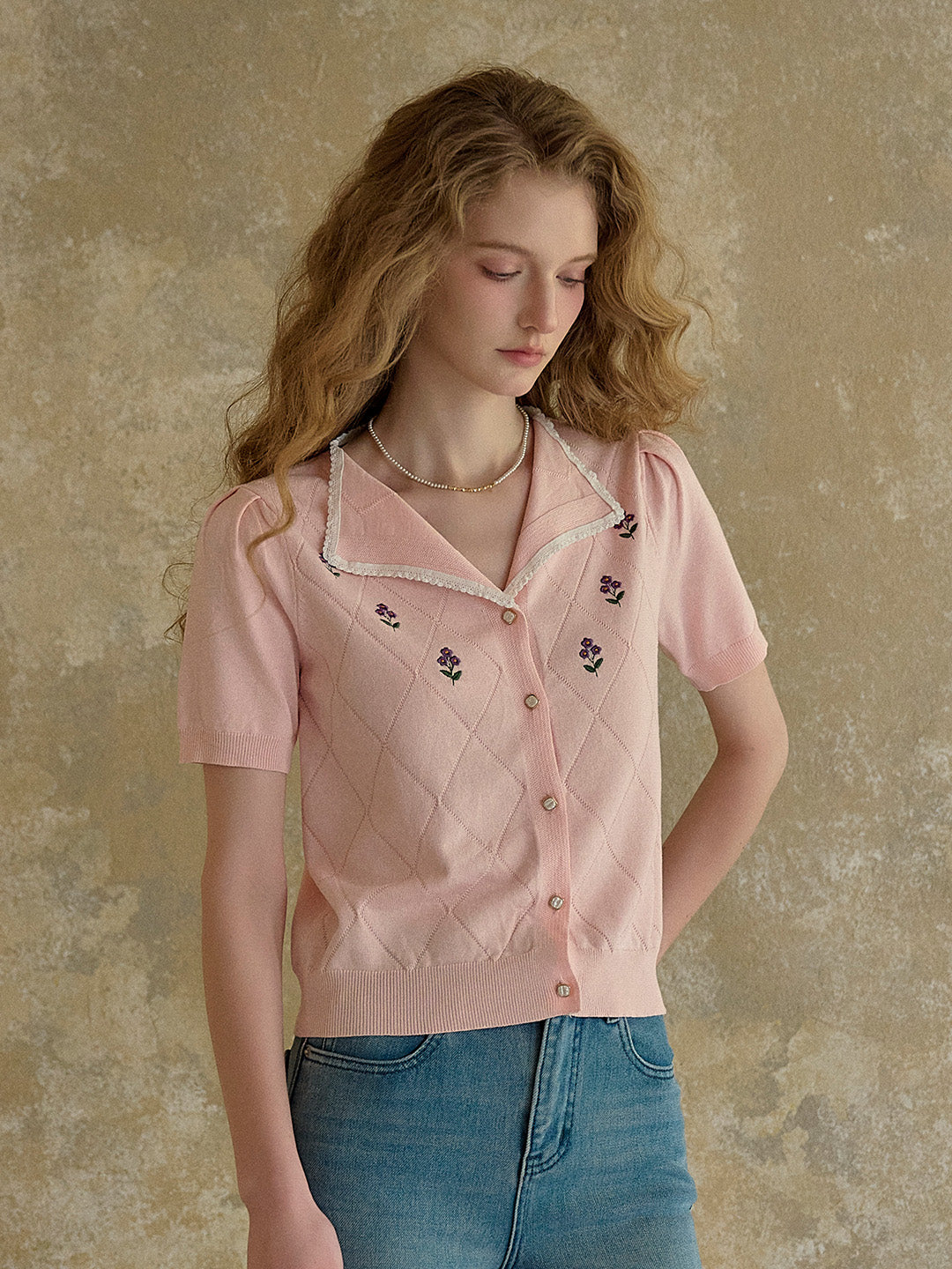 【Final Sale】Naomi V-Neck Embroidery Knit Blouse