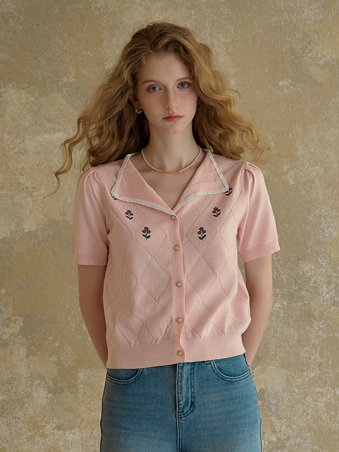 【Final Sale】Naomi V-Neck Embroidery Knit Blouse
