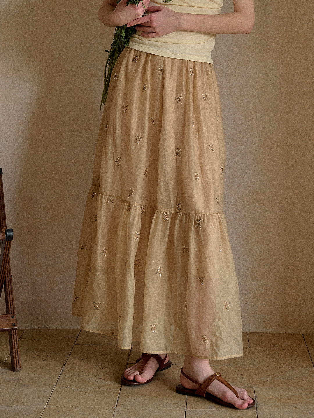 Gwendolyn Embroidery Midi Skirt