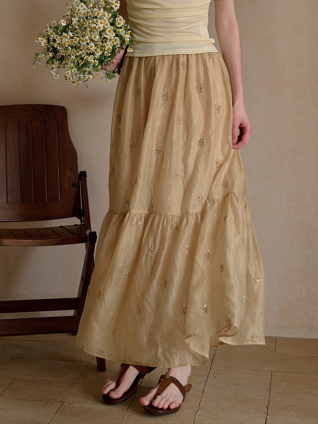 Gwendolyn Embroidery Midi Skirt