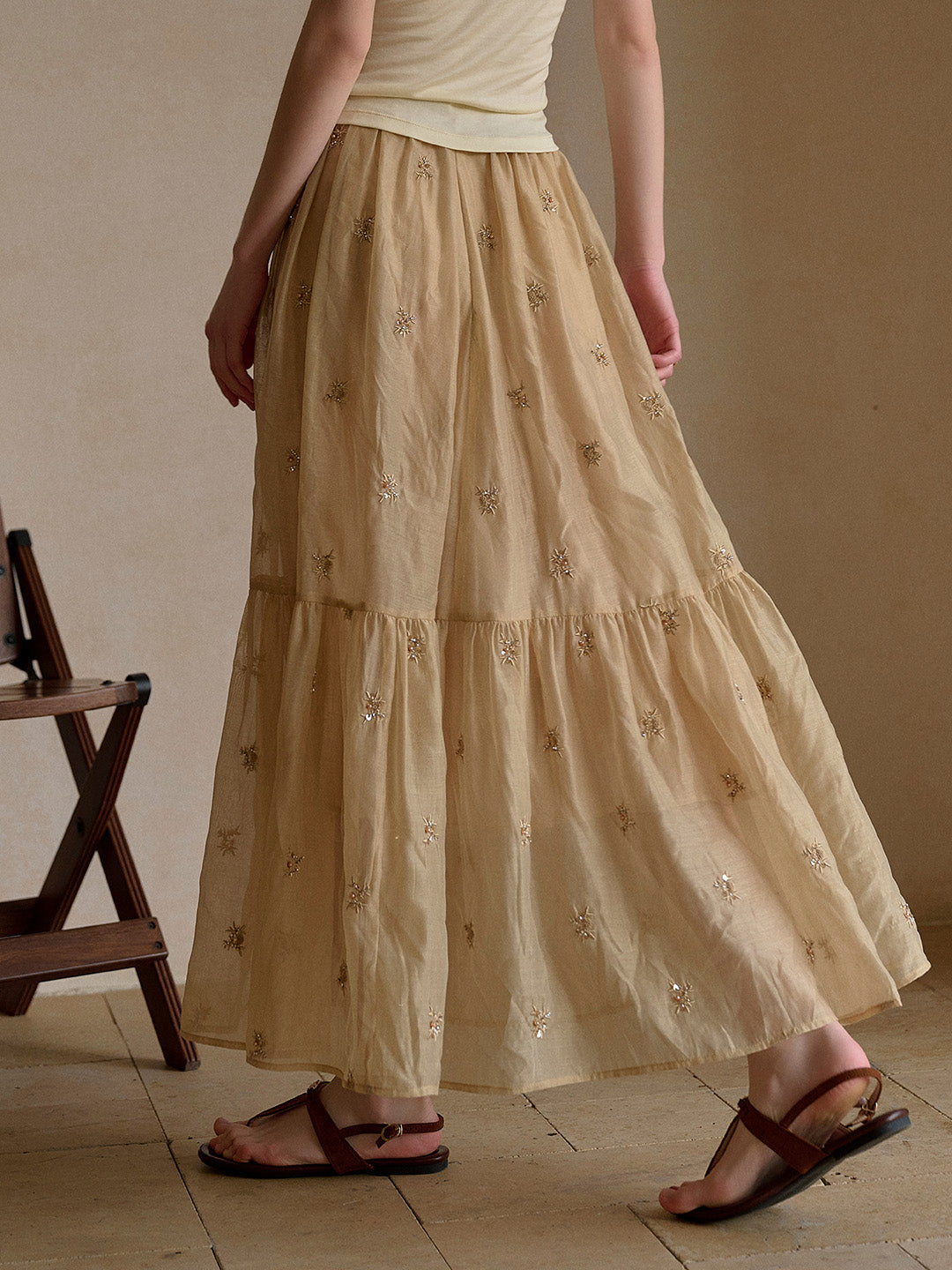 Gwendolyn Embroidery Midi Skirt