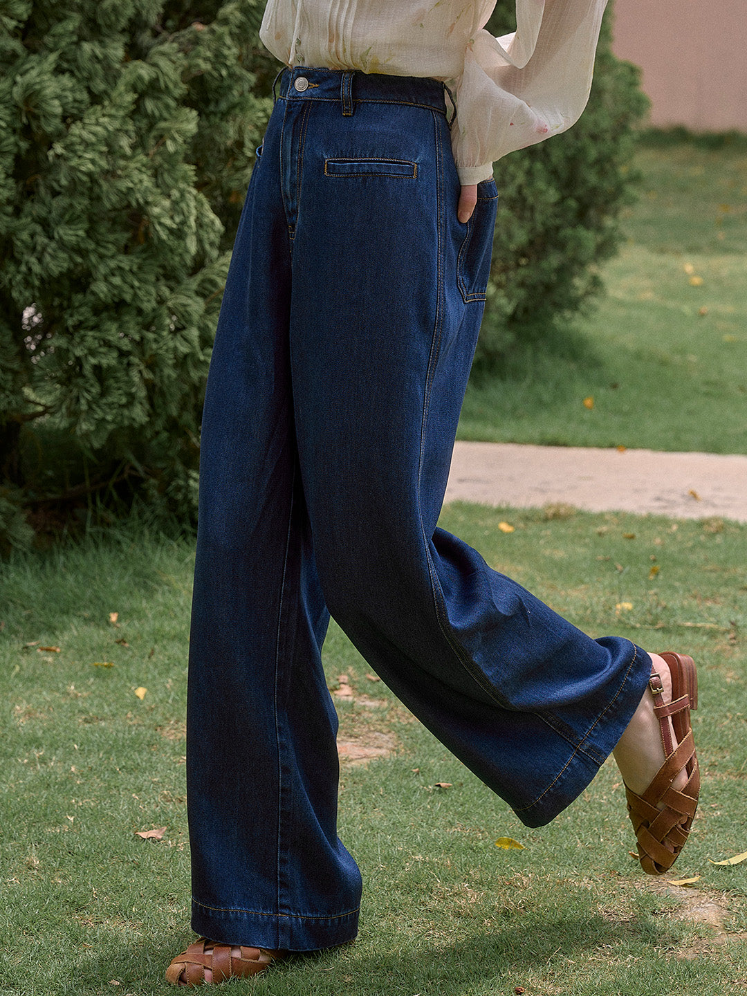 Nora Straight 100% Lyocell Jeans