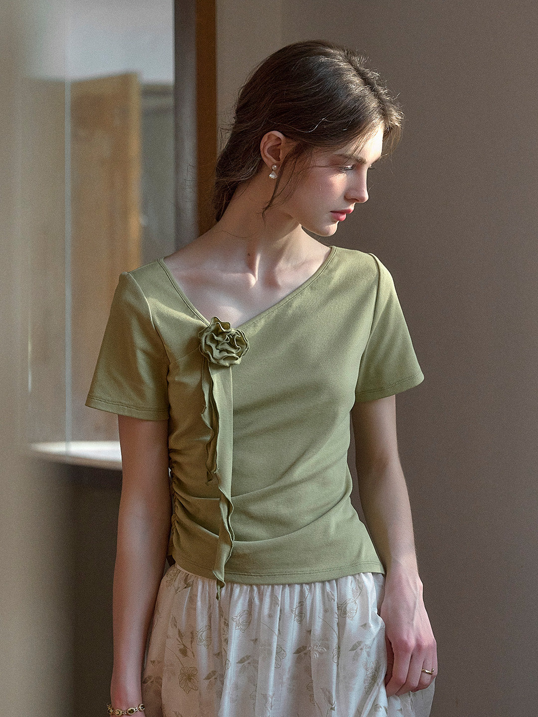 Emma Round Neck 3D Rose Cotton Blouse