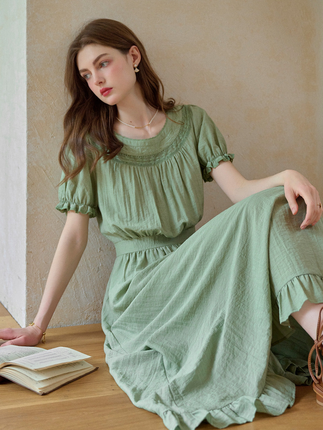 【Final Sale】Emerie Round Neck Puff Sleeve Dress