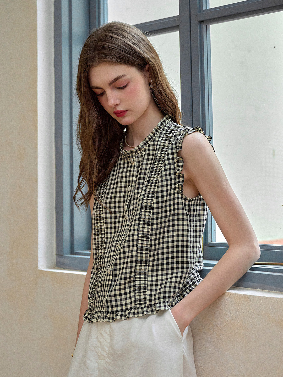 Tessa Round Neck Plaid Sleeveless Viscose Top