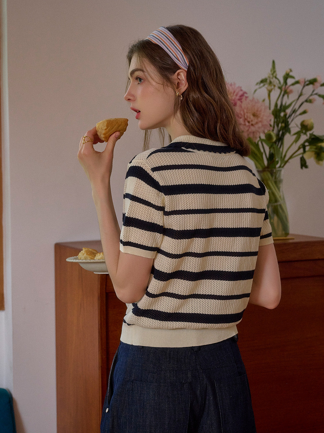 Eva V-Neck SR Logo Stripe 100% Cotton Top