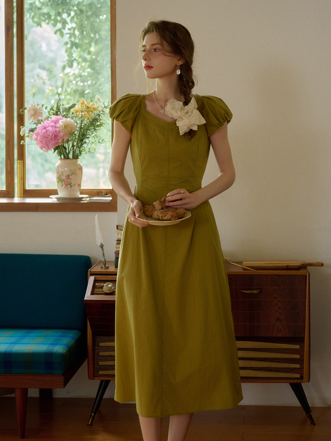 June Sweetheart Neck 100% Cotton Dress
