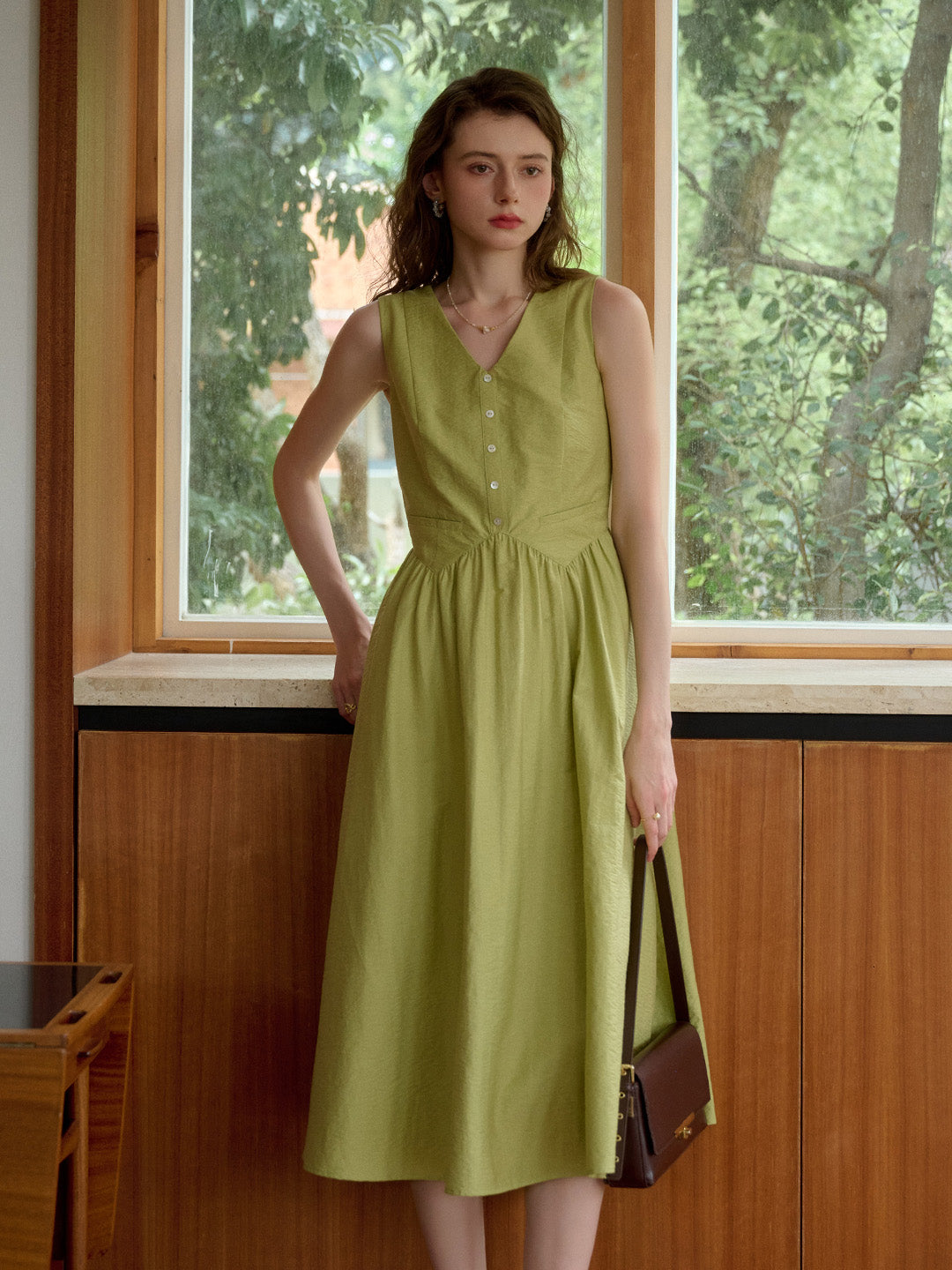 Jasmine V-Neck Sleeveless Cotton Dress