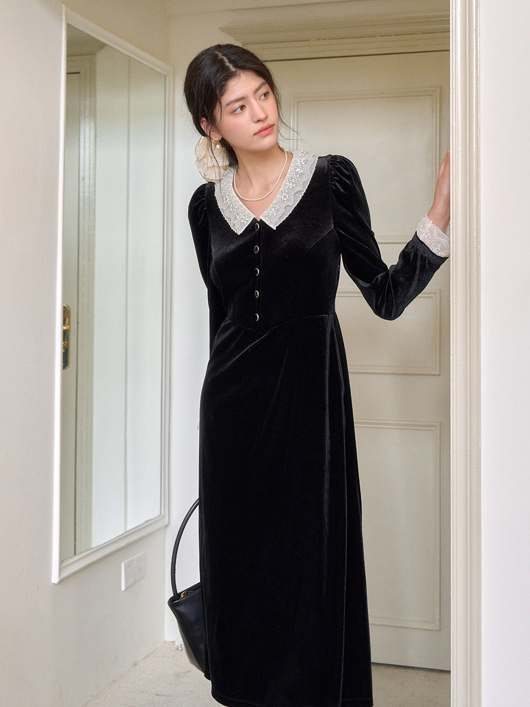 Emely V-Neck Velvet Lace Dress