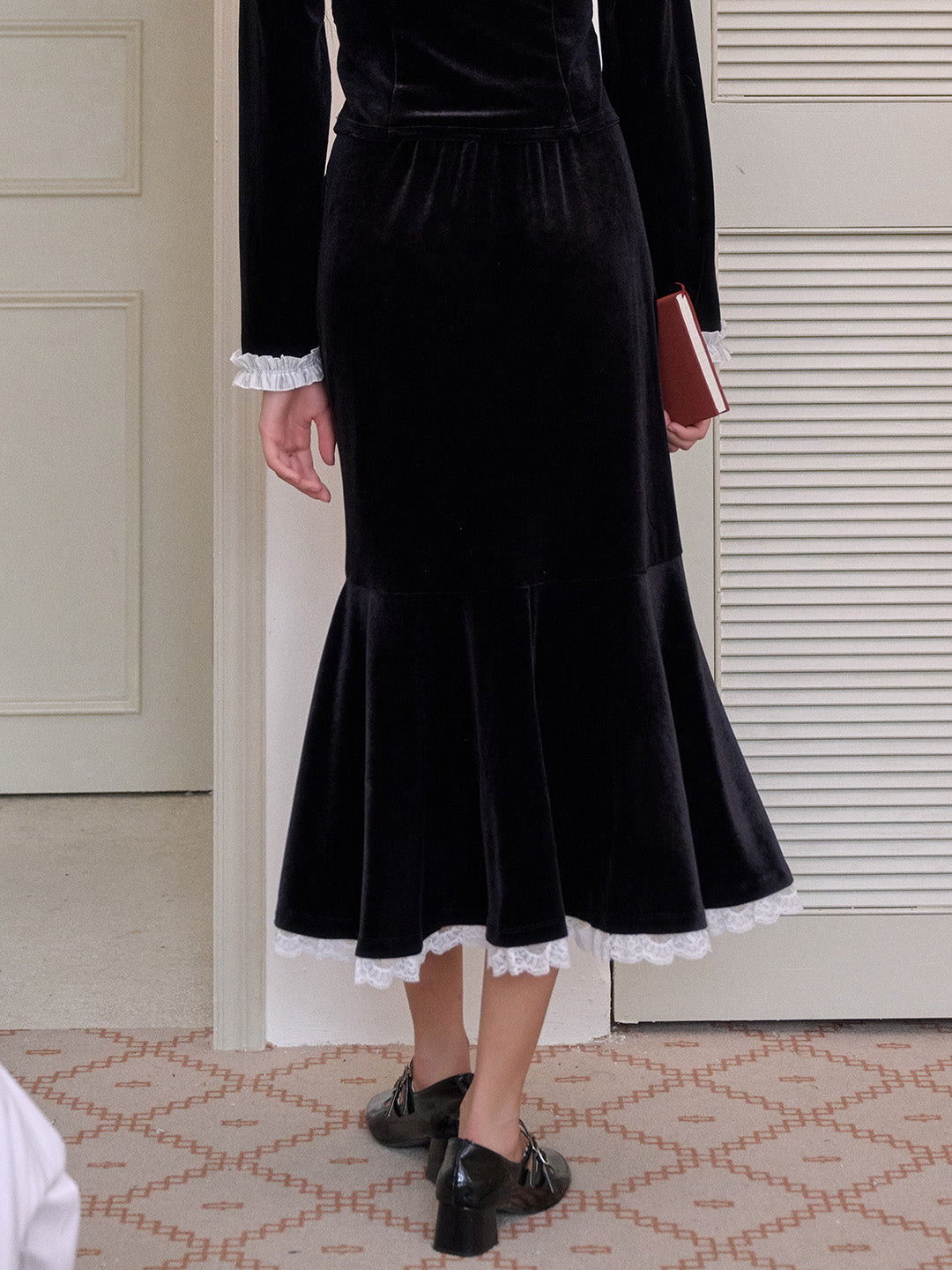 Elle Velvet Lace Fishtail Skirt