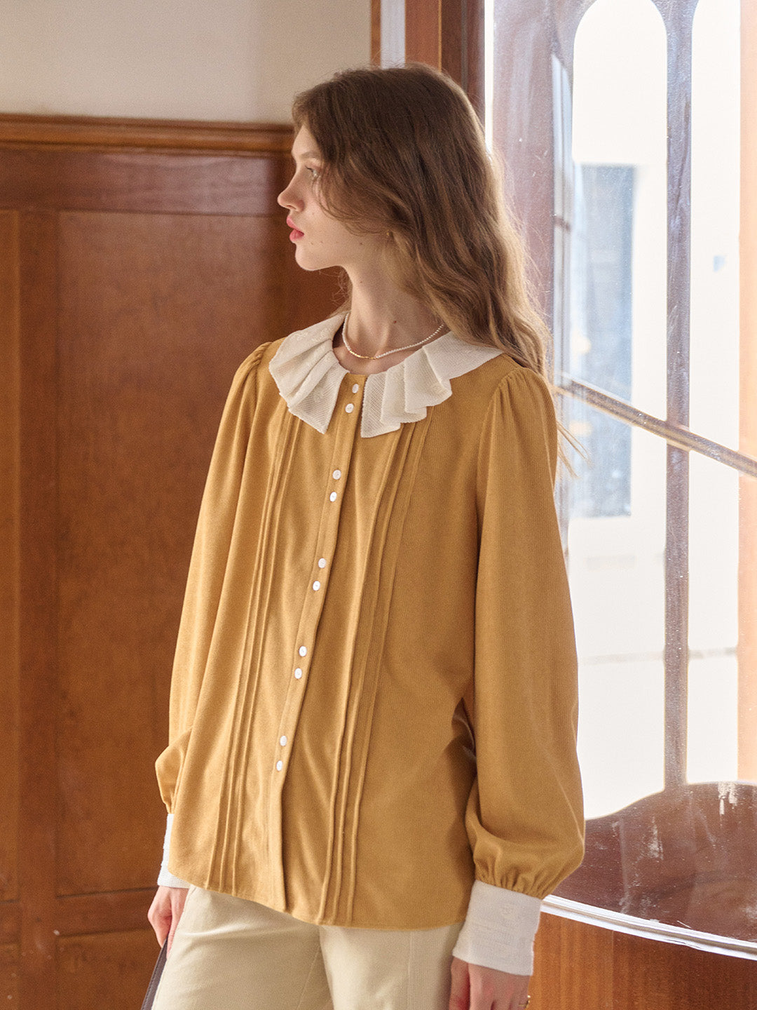 Braelynn Peter Pan Collar Blouse