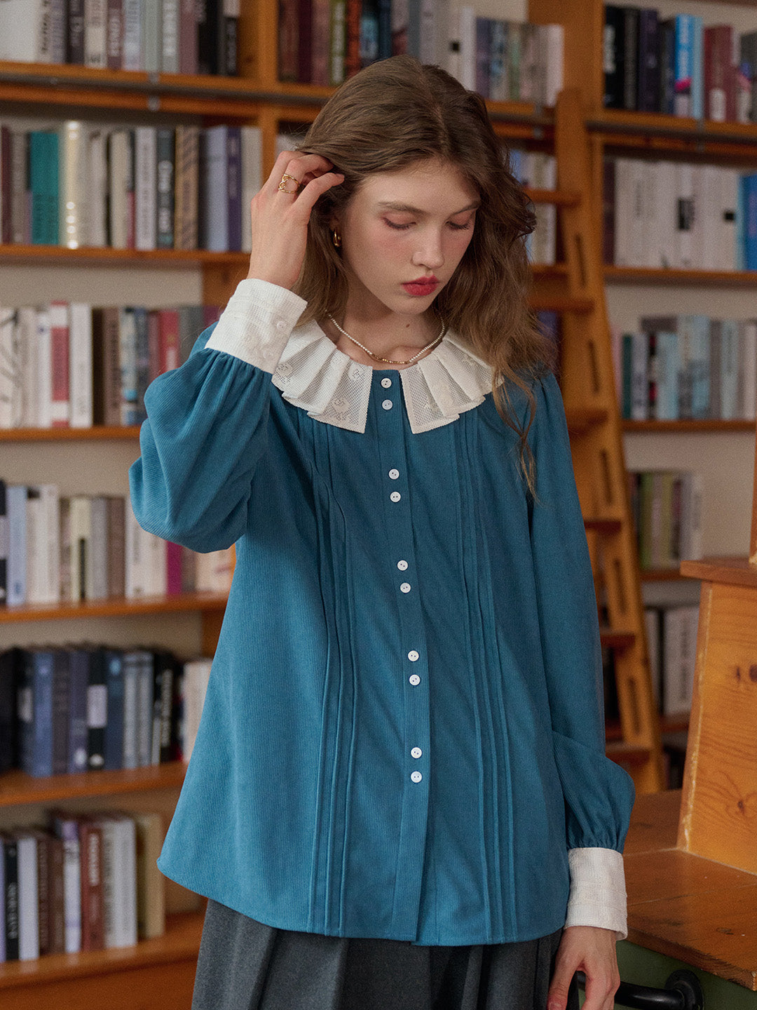 Braelynn Peter Pan Collar Blouse