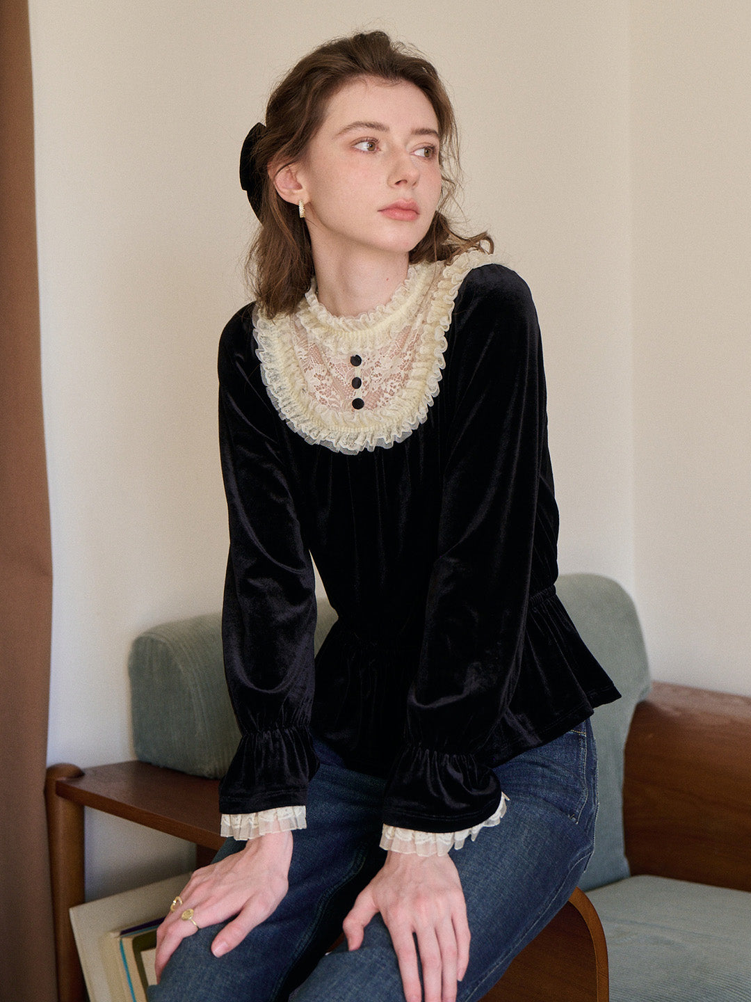 Elodie Lace Collar Velvet Blouse