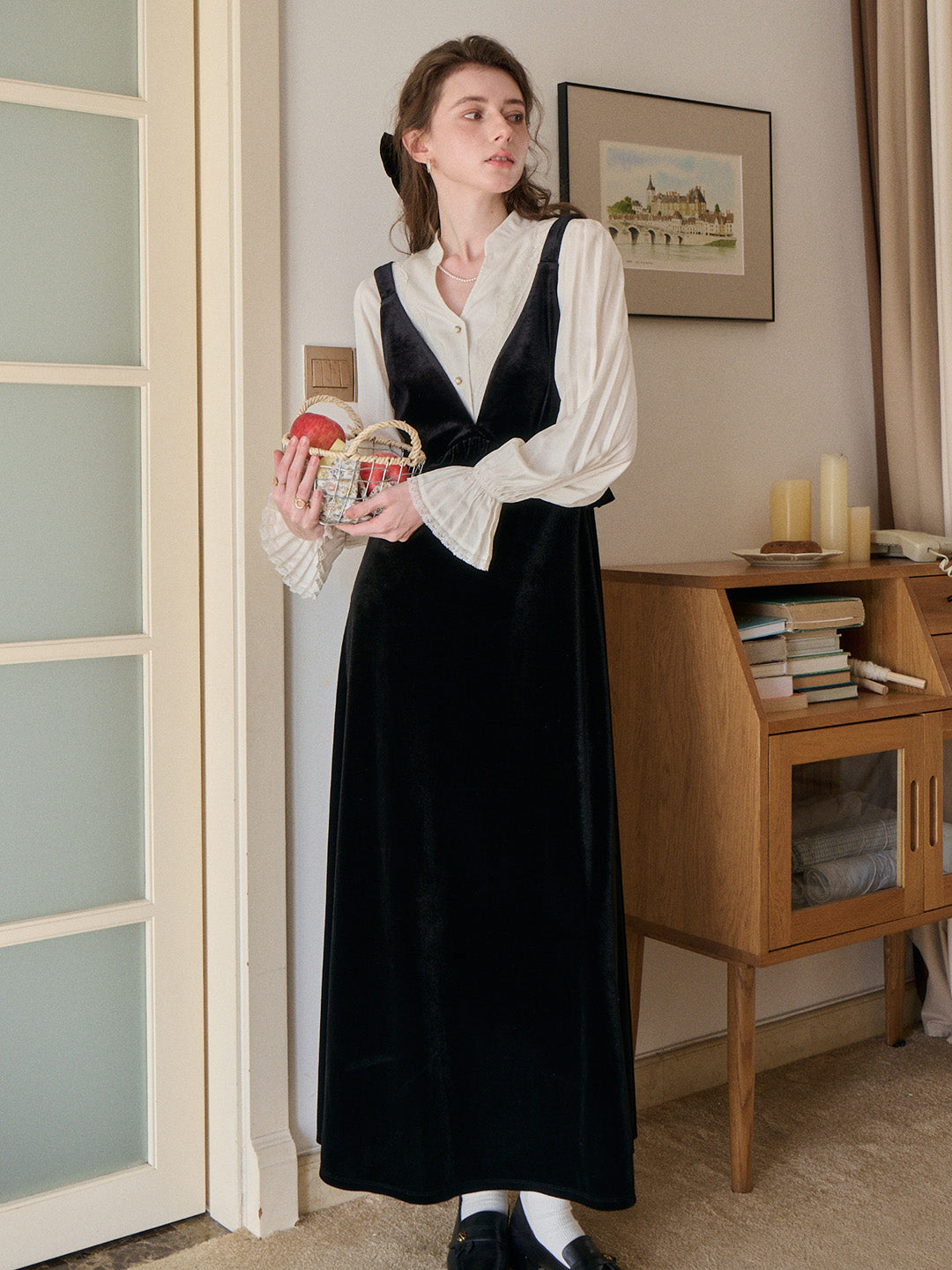 Rosalia V-Neck Velvet Dress