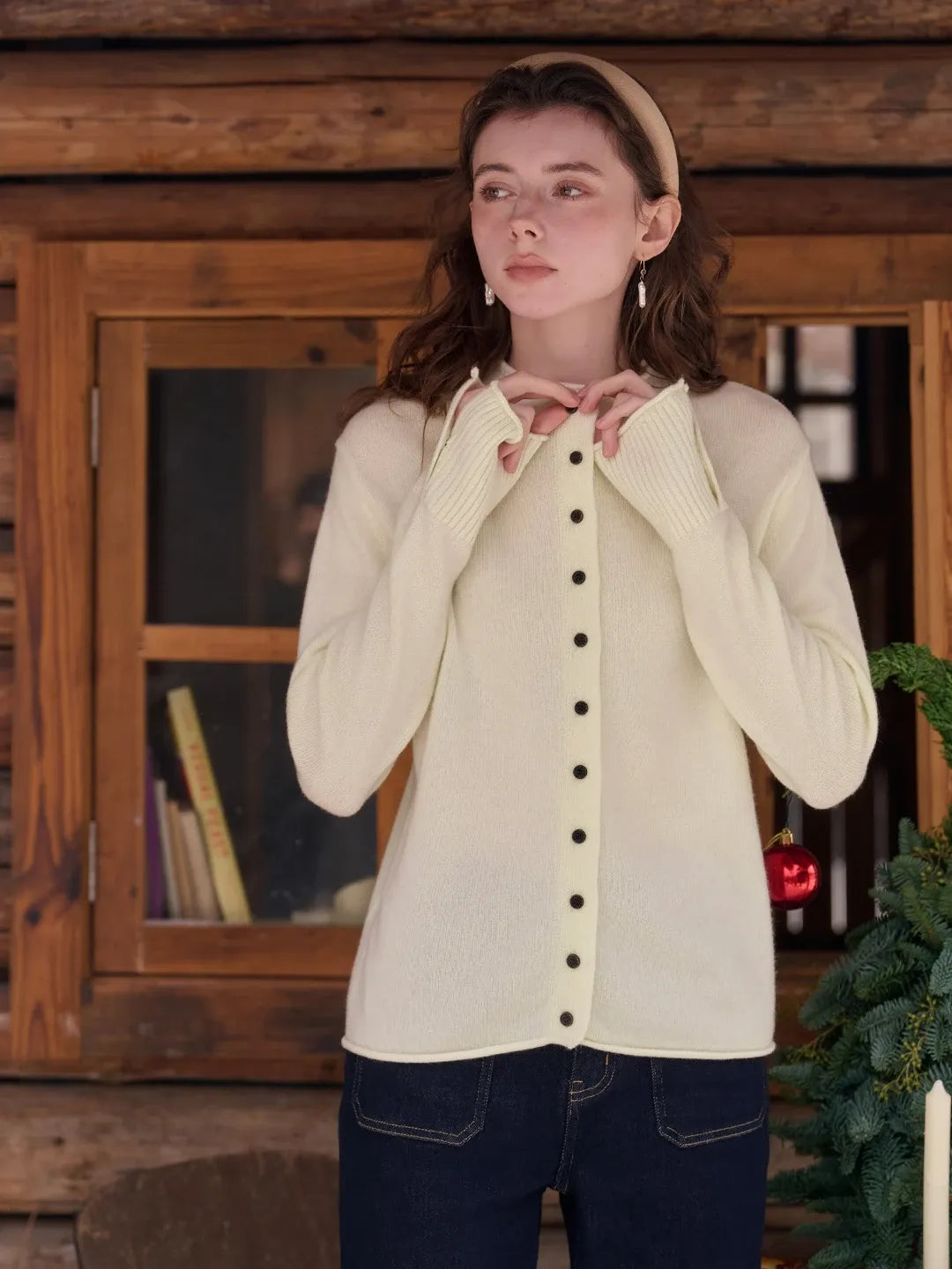 Araceli Round Neck 100% Wool Cardigan