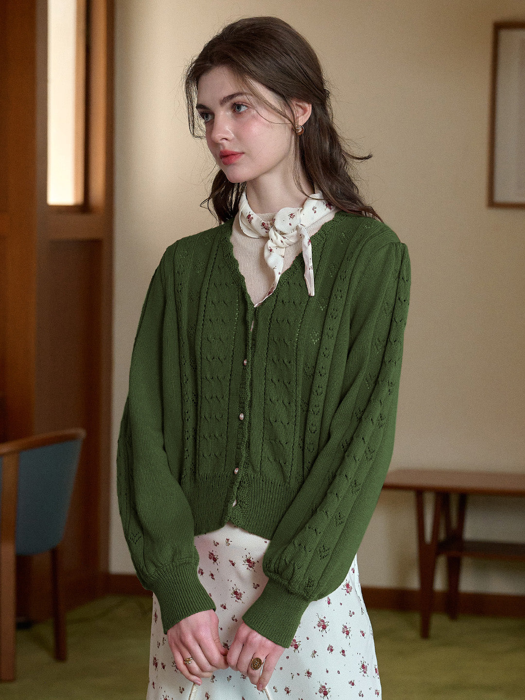 Amira Wave V-neck Cotton Knitted Cardigan