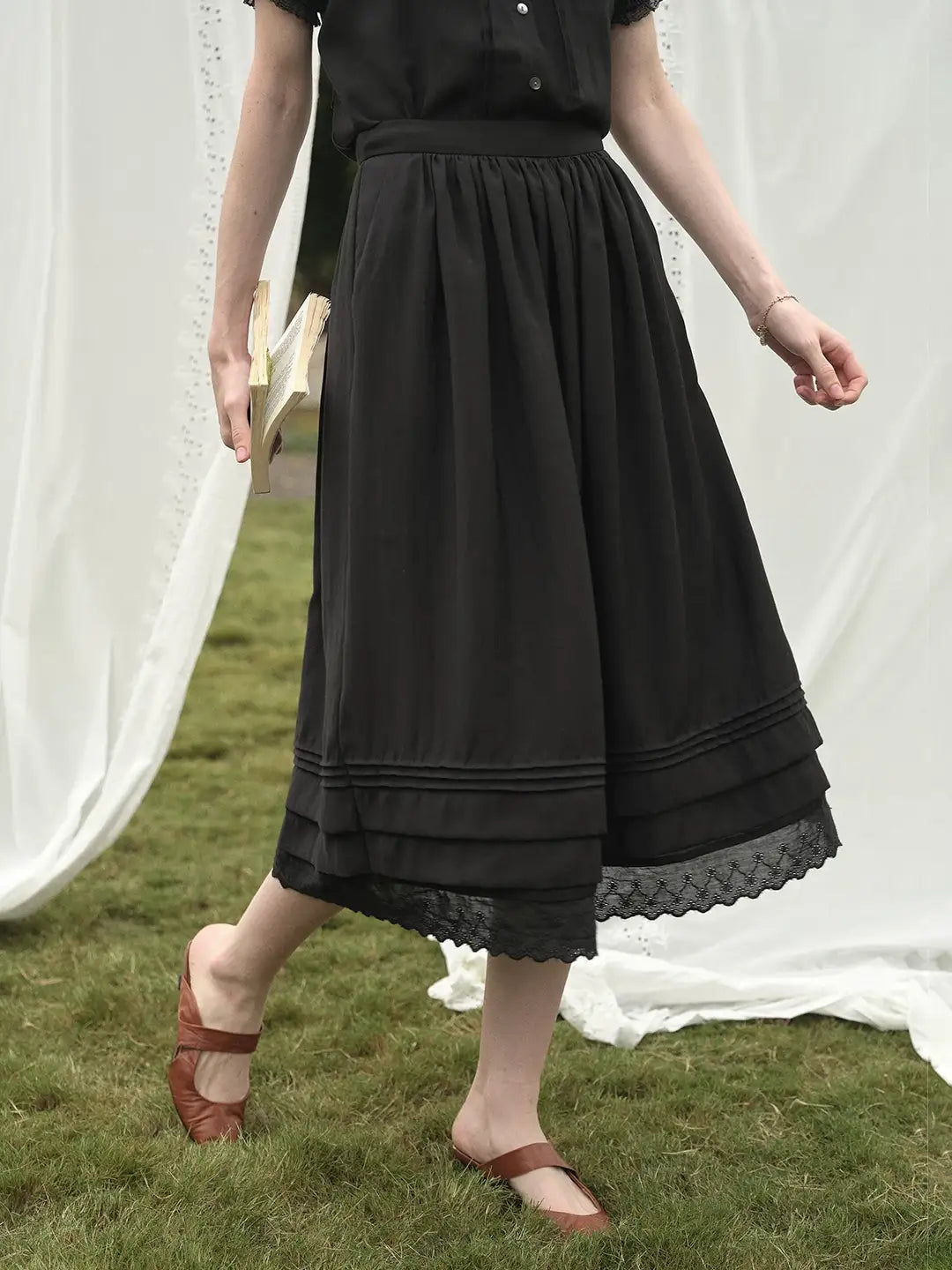 Aura Lace Lyocell Skirt