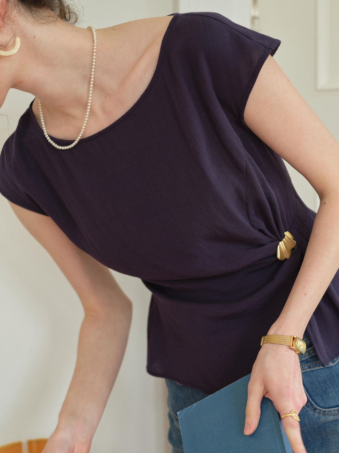 Isla Round Neck Short Blouse